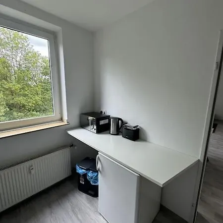 Moderne Und Moeblierte Wohnung! *