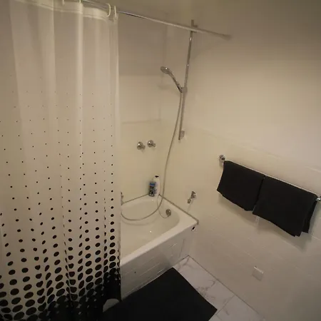 Moderne Und Moeblierte Wohnung! Lägenhet *