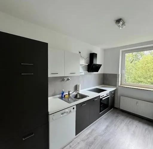 Moderne Und Moeblierte Wohnung! Lejlighed *