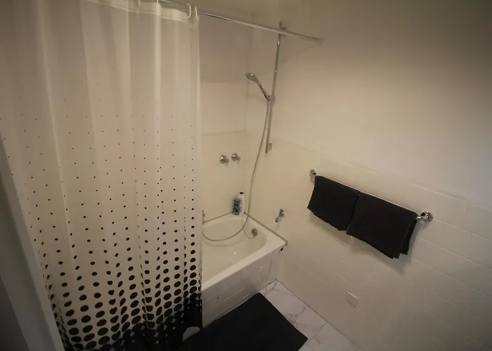 Moderne Und Moeblierte Wohnung! Appartement *